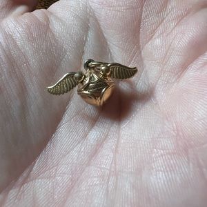Pandora Harry Potter golden snitch charm